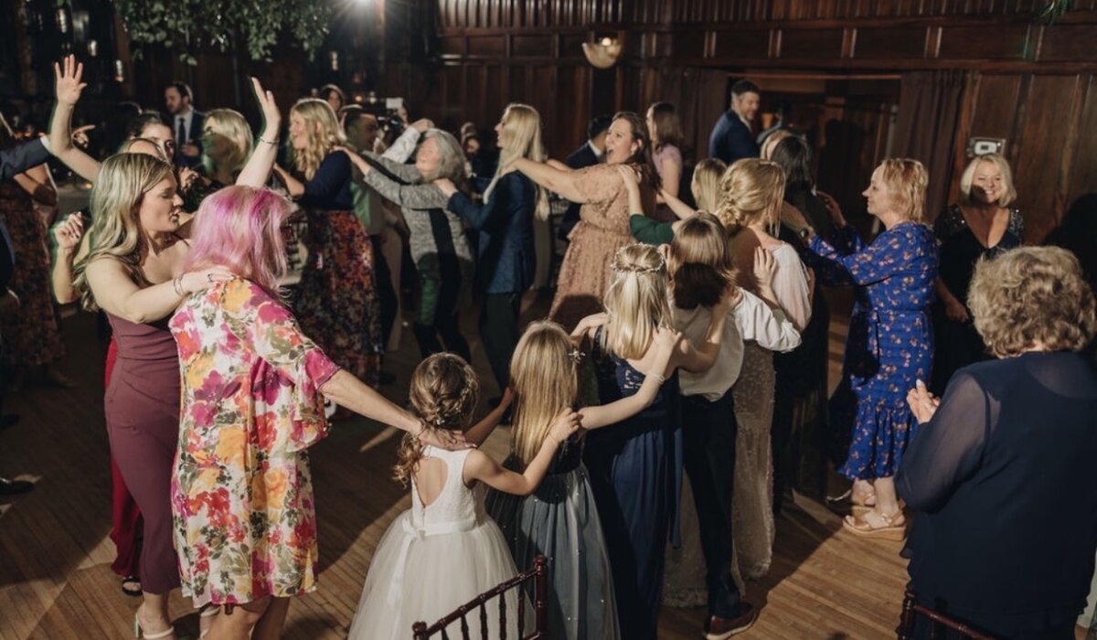 Full dance floor